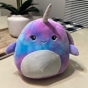 NWT Hallie squishmallow